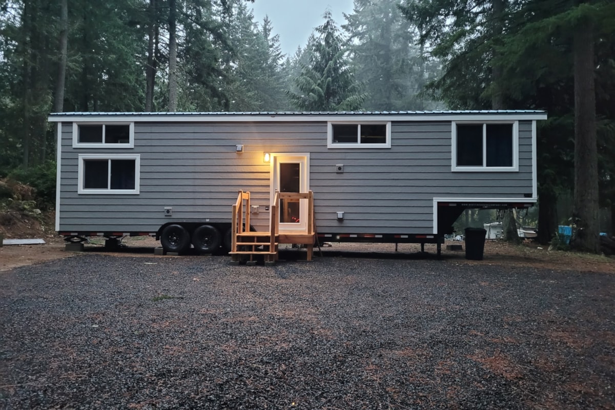 2021 Canada Goose Tiny House RV - Image 1 Thumbnail