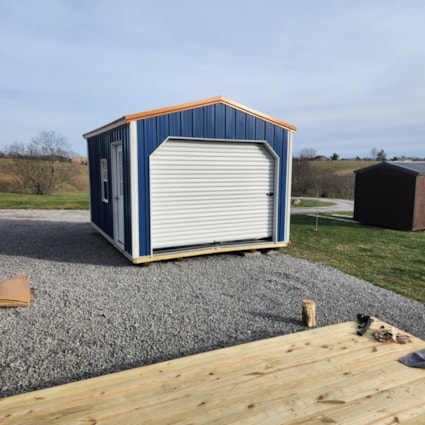 Custom Tiny Home - Image 2 Thumbnail