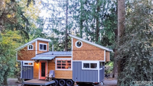 Gorgeous Craftsman Tiny House with Pop Up Roofs!