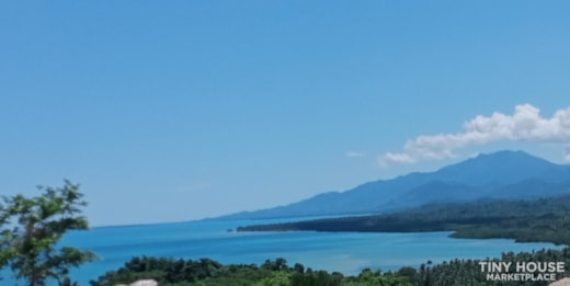 Heaven on Earth Beach Front or Ocean view lots and Tiny Home package 