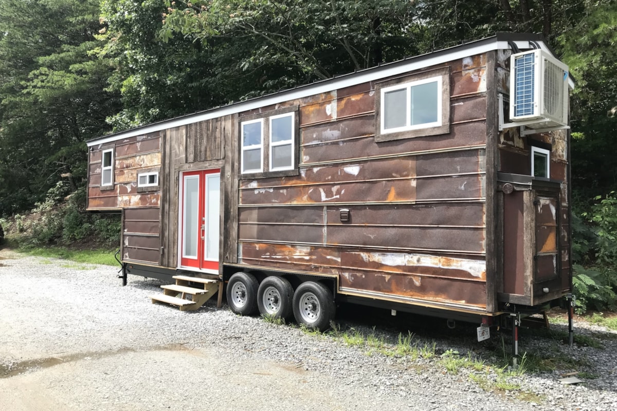 Selling at cost! $99,500 Rustic on the outside, designer finishes on the inside - Image 1 Thumbnail